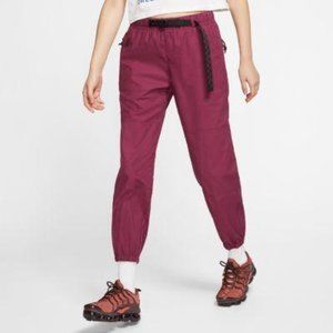 NWOT Nike ACG Women's Woven Pants Size Medium / M